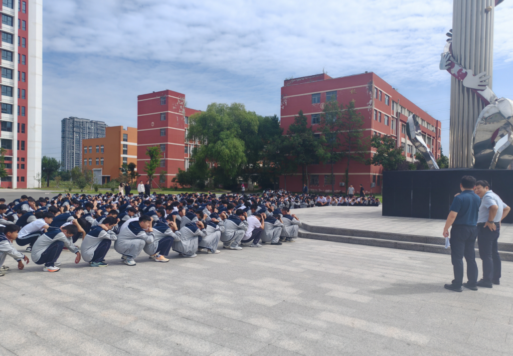 20250918我市举行九一八防空警报试鸣活动1.png